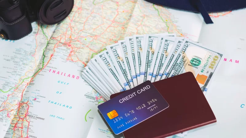 Dinheiro e Cartão de Crédito para Viagem