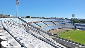 Estadio Centenario em Montevideu, capital e cidade turística no Uruguai