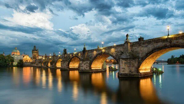 visão da ponte carlos em praga